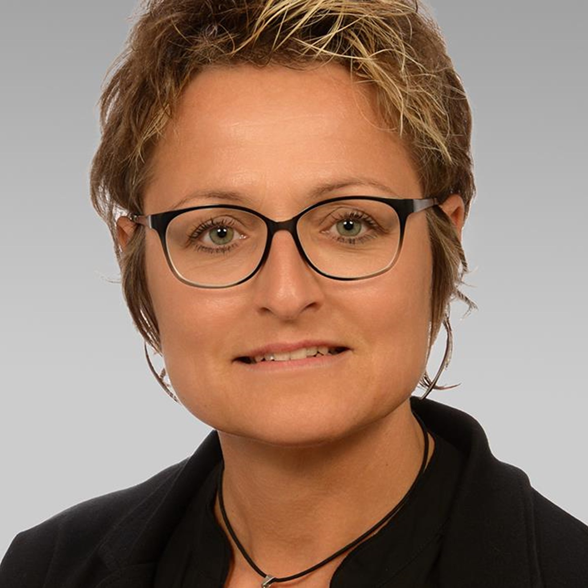 Tine L. Quast